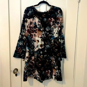 Label by 5 twelve Floral Dress, Bell Sleeved, Above Knee